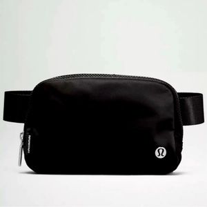 Lululemon Belt Bag - Black